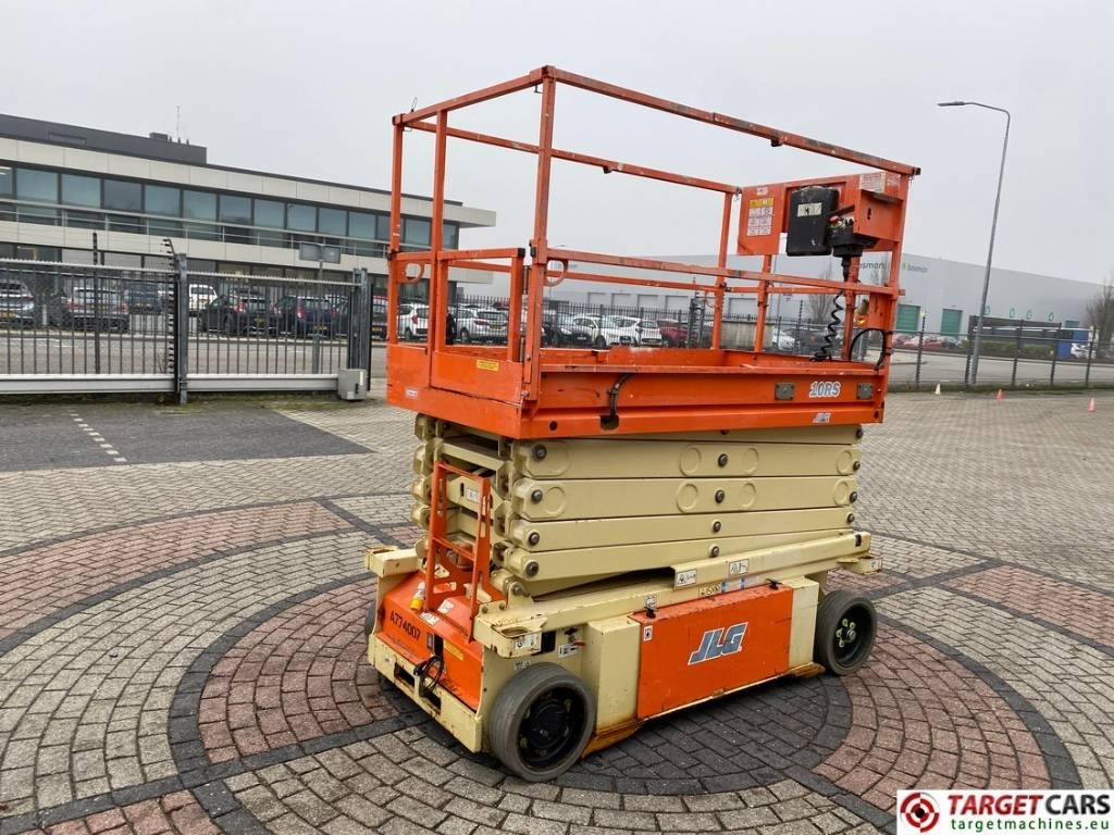 JLG 10RS Electric Scissor Work Lift 1175cm - Šķērveida pacēlājs: foto 3 JLG 10RS Electric Scissor Work Lift 1175cm - Šķērveida pacēlājs: foto 3