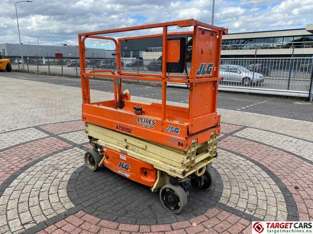 JLG 1930ES Electric Scissor Work Lift 772cm - Šķērveida pacēlājs: foto 2 JLG 1930ES Electric Scissor Work Lift 772cm - Šķērveida pacēlājs: foto 2
