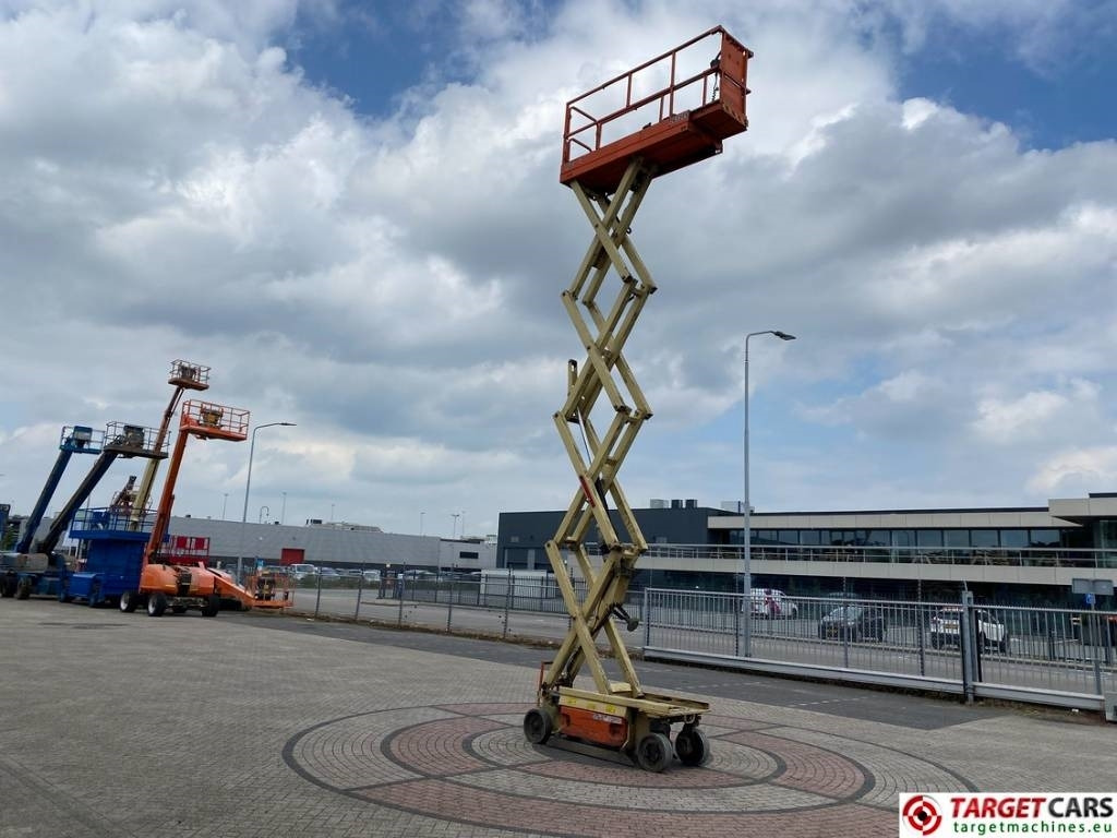 Šķērveida pacēlājs JLG 2632ES Electric Scissor Work Lift 977cm: foto 7