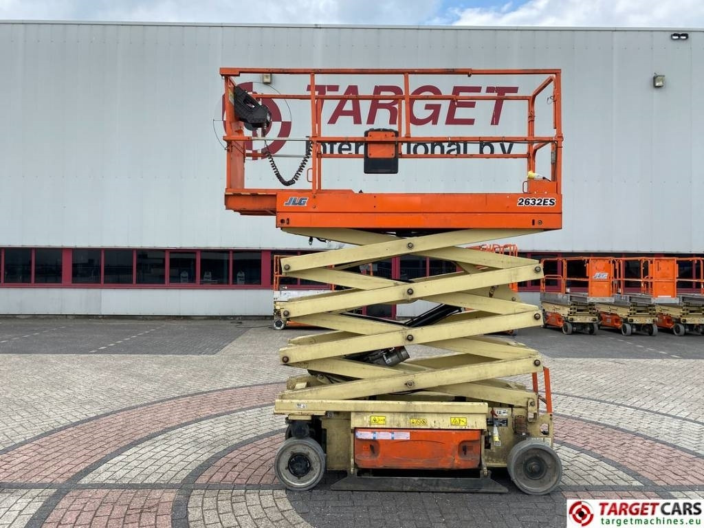 Šķērveida pacēlājs JLG 2632ES Electric Scissor Work Lift 977cm: foto 5