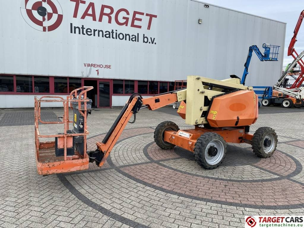 JLG 340AJ Articulated 4x4 Diesel Boom Work Lift 1233cm  - Izlices pacēlājs: foto 1 JLG 340AJ Articulated 4x4 Diesel Boom Work Lift 1233cm  - Izlices pacēlājs: foto 1