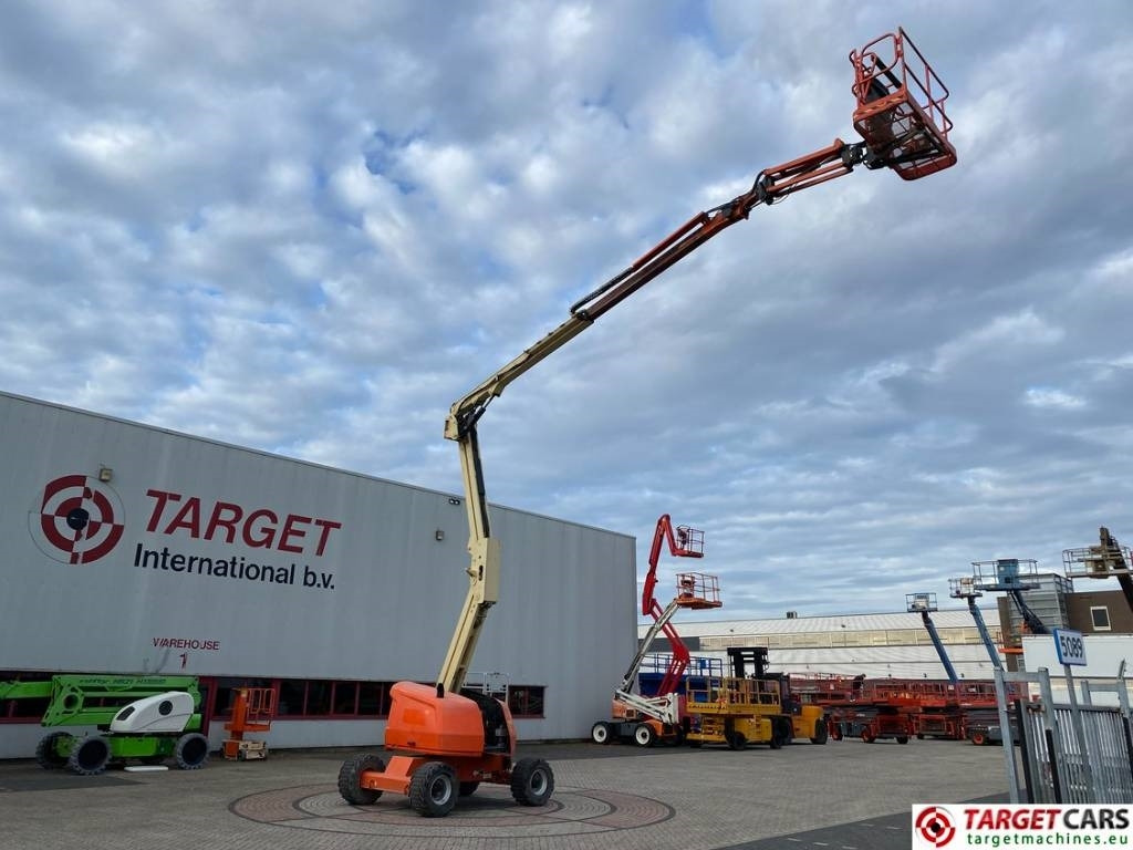 Izlices pacēlājs JLG 520AJ Articulated 4x4 Diesel Boom Work Lift 1800cm: foto 7 Izlices pacēlājs JLG 520AJ Articulated 4x4 Diesel Boom Work Lift 1800cm: foto 7