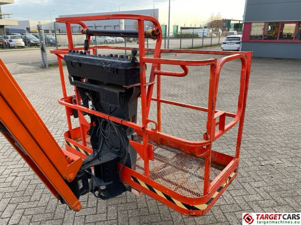 Izlices pacēlājs JLG 520AJ Articulated 4x4 Diesel Boom Work Lift 1800cm: foto 28 Izlices pacēlājs JLG 520AJ Articulated 4x4 Diesel Boom Work Lift 1800cm: foto 28