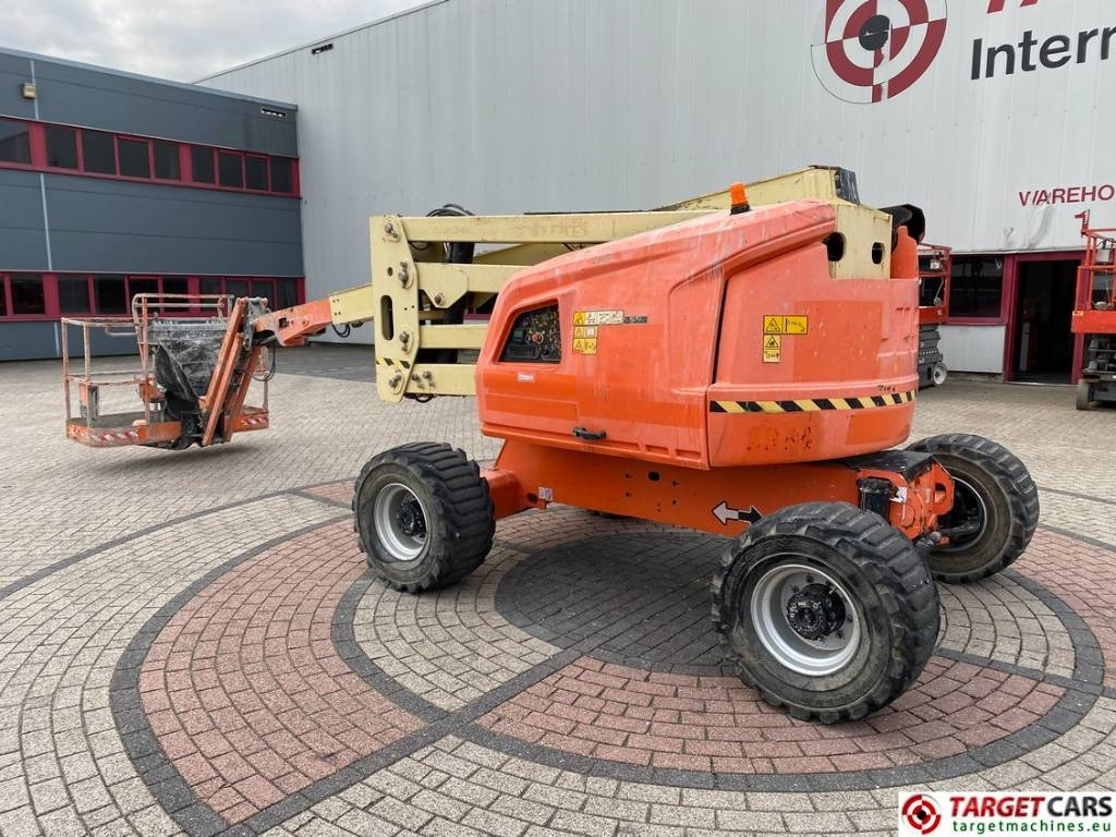 JLG 520AJ Articulated 4x4 Diesel Boom Work Lift 1800cm  - Izlices pacēlājs: foto 4 JLG 520AJ Articulated 4x4 Diesel Boom Work Lift 1800cm  - Izlices pacēlājs: foto 4