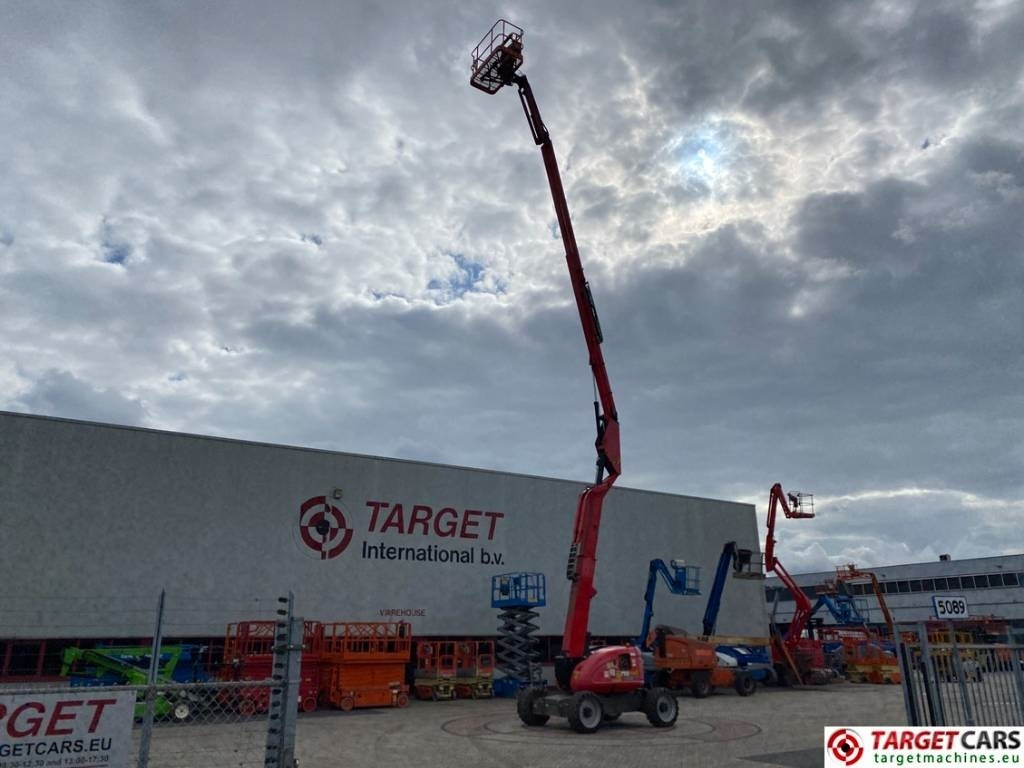 JLG 600AJ Articulated 4x4 Diesel Boom Work Lift 2047cm - Izlices pacēlājs: foto 5 JLG 600AJ Articulated 4x4 Diesel Boom Work Lift 2047cm - Izlices pacēlājs: foto 5