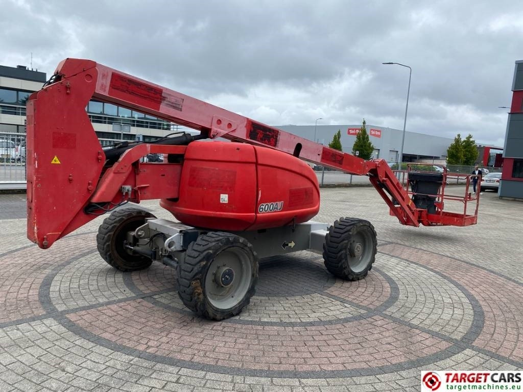 JLG 600AJ Articulated 4x4 Diesel Boom Work Lift 2047cm - Izlices pacēlājs: foto 3 JLG 600AJ Articulated 4x4 Diesel Boom Work Lift 2047cm - Izlices pacēlājs: foto 3