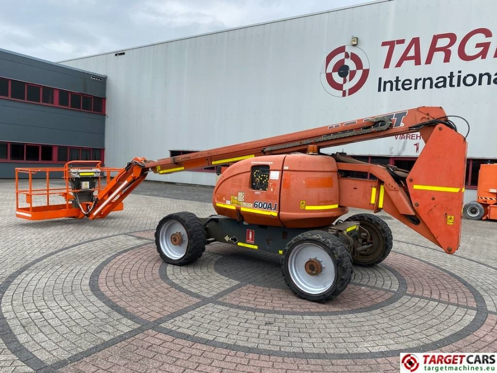 JLG 600AJ Articulated 4x4x4 Diesel Boom Lift 2047cm - Izlices pacēlājs: foto 5 JLG 600AJ Articulated 4x4x4 Diesel Boom Lift 2047cm - Izlices pacēlājs: foto 5