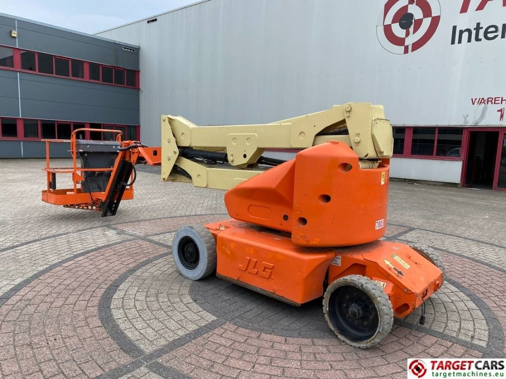 JLG E400AJPN Jib Plus Articulated Boom Lift 1419cm - Izlices pacēlājs: foto 4 JLG E400AJPN Jib Plus Articulated Boom Lift 1419cm - Izlices pacēlājs: foto 4