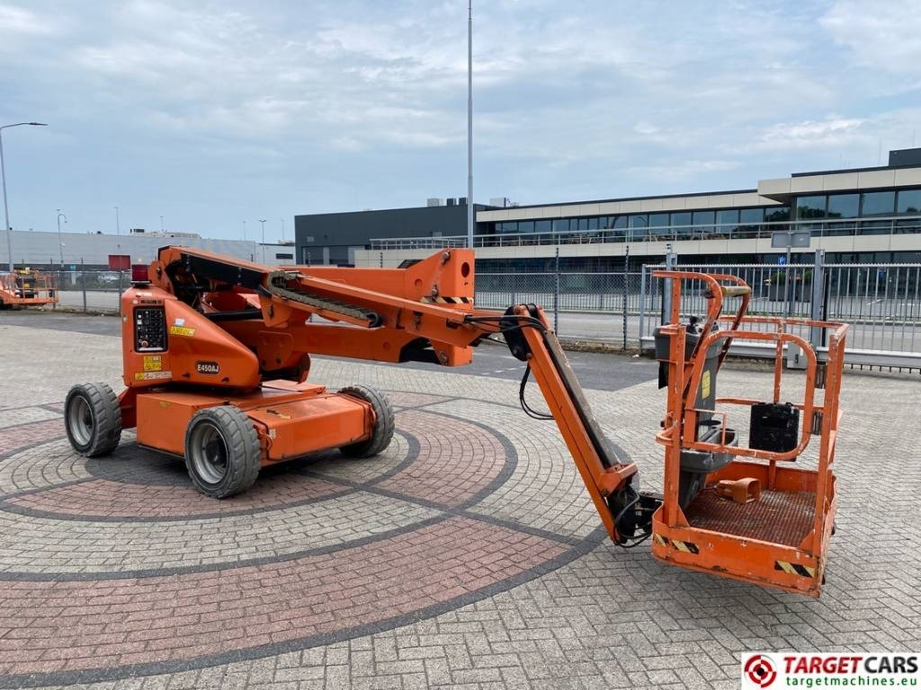 JLG E450AJ Electric Articulated Boom Work Lift 1572cm - Izlices pacēlājs: foto 2 JLG E450AJ Electric Articulated Boom Work Lift 1572cm - Izlices pacēlājs: foto 2