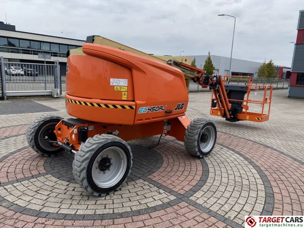 JLG EC450AJ Articulated Lithium-Ion Boom Lift 1572cm - Izlices pacēlājs: foto 3 JLG EC450AJ Articulated Lithium-Ion Boom Lift 1572cm - Izlices pacēlājs: foto 3