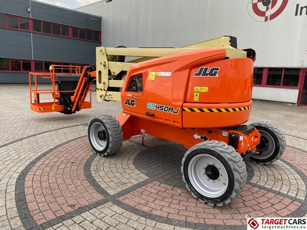 JLG EC450AJ Lithium-Ion Articulated Boom Lift 1572cm - Izlices pacēlājs: foto 4 JLG EC450AJ Lithium-Ion Articulated Boom Lift 1572cm - Izlices pacēlājs: foto 4