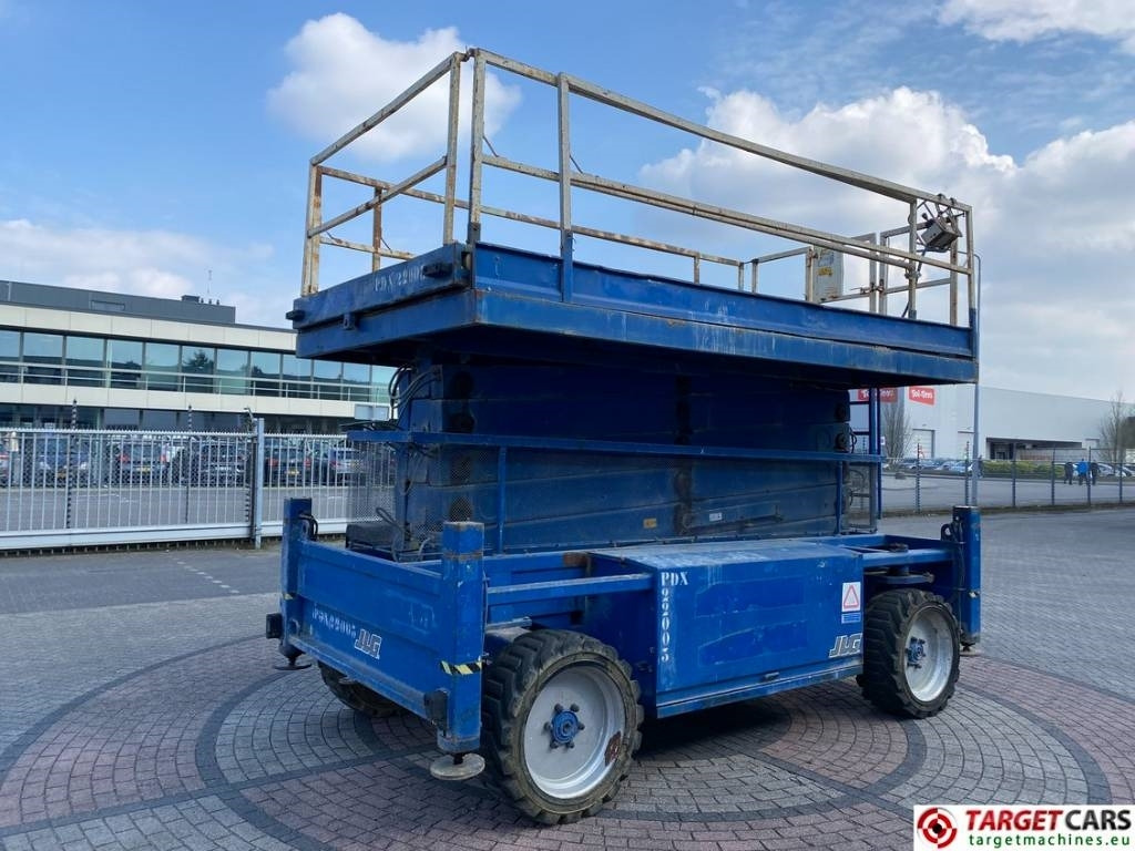 JLG Liftlux 203-24 Diesel 4x4 Scissor Work Lift 2230cm - Šķērveida pacēlājs: foto 3 JLG Liftlux 203-24 Diesel 4x4 Scissor Work Lift 2230cm - Šķērveida pacēlājs: foto 3