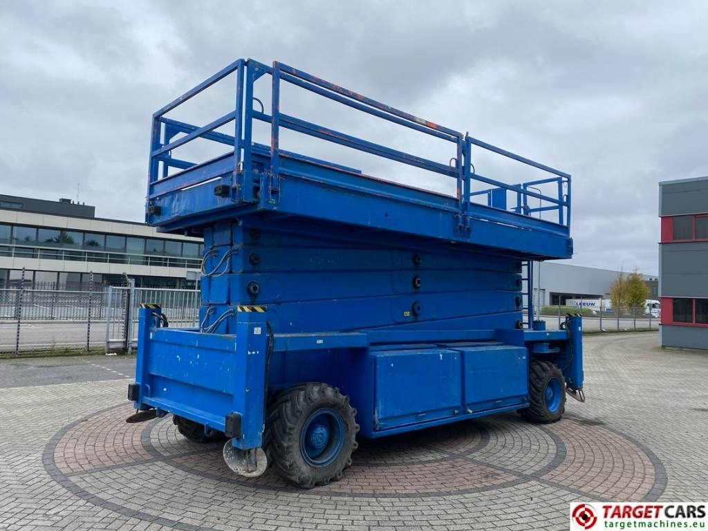 JLG Liftlux 260-25 Diesel 4x4 Scissor Work Lift 2800cm - Šķērveida pacēlājs: foto 3 JLG Liftlux 260-25 Diesel 4x4 Scissor Work Lift 2800cm - Šķērveida pacēlājs: foto 3
