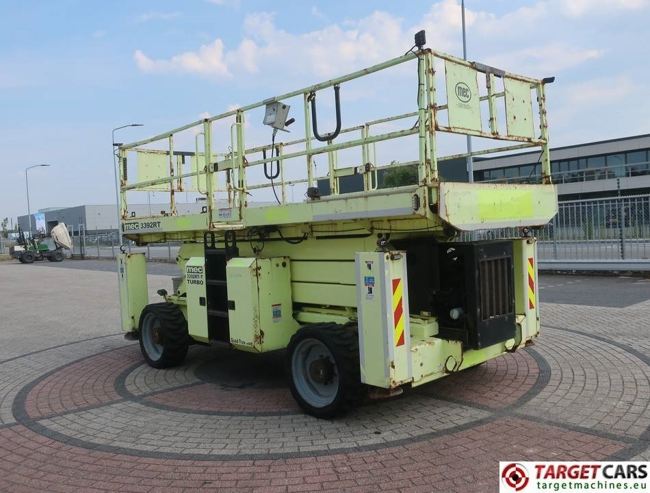 MEC 3392RT-T Diesel 4x4 Scissor Work Lift 1200cm - Šķērveida pacēlājs: foto 2 MEC 3392RT-T Diesel 4x4 Scissor Work Lift 1200cm - Šķērveida pacēlājs: foto 2