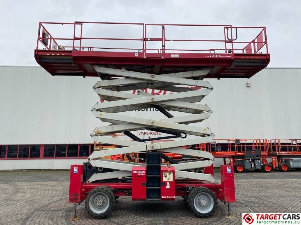 MEC 6092RT Diesel 4x4 Scissor Work LIft 2020cm - Šķērveida pacēlājs: foto 5 MEC 6092RT Diesel 4x4 Scissor Work LIft 2020cm - Šķērveida pacēlājs: foto 5