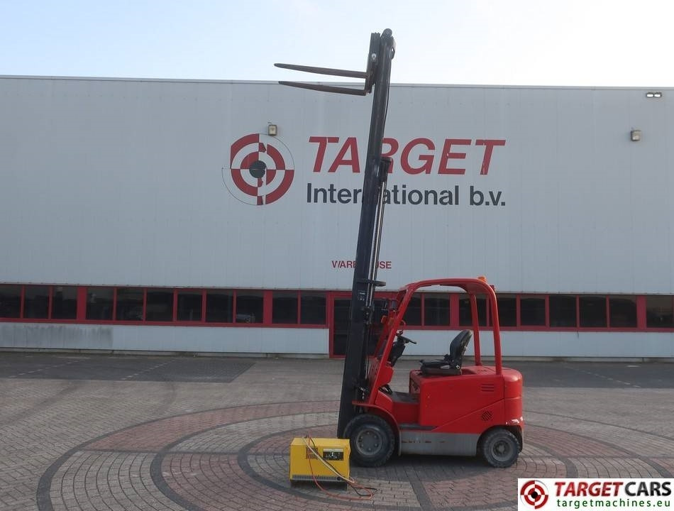 Manitou ME425 Electric 4wheel Forklift 2500KG Triplex450cm  līzingu Manitou ME425 Electric 4wheel Forklift 2500KG Triplex450cm: foto 26