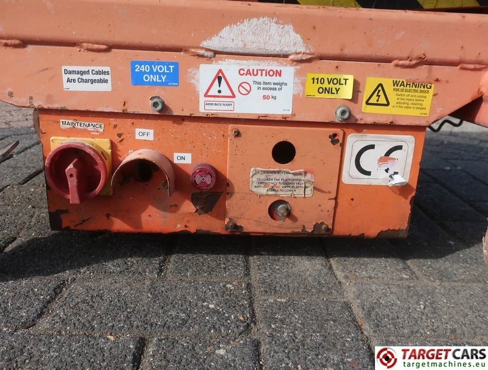 Šķērveida pacēlājs NSG Pop Up Electric Scissor Work Lift 363cm: foto 11