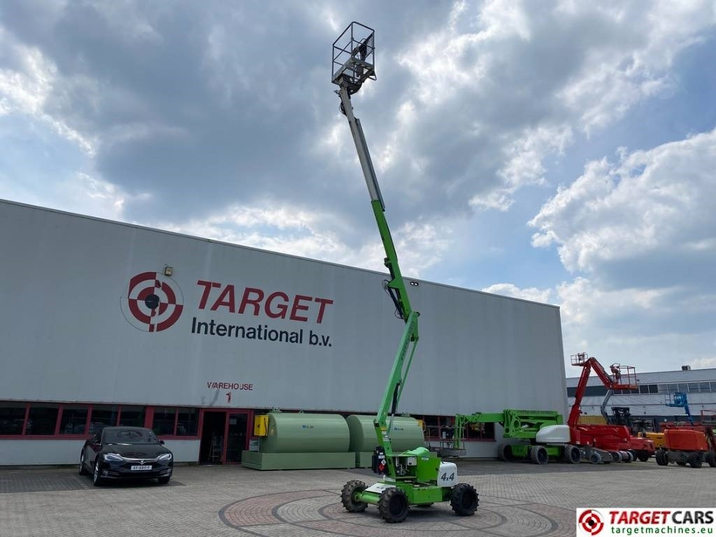 Niftylift HR12D 4WD Articulated Diesel Boom Work Lift 1220cm - Izlices pacēlājs: foto 5 Niftylift HR12D 4WD Articulated Diesel Boom Work Lift 1220cm - Izlices pacēlājs: foto 5