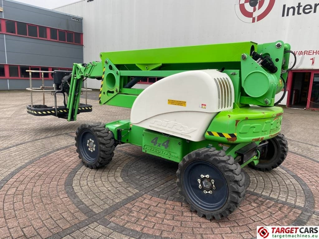 Niftylift HR21D Articulated 4x4 Diesel Boom Lift 2080cm - Izlices pacēlājs: foto 4 Niftylift HR21D Articulated 4x4 Diesel Boom Lift 2080cm - Izlices pacēlājs: foto 4