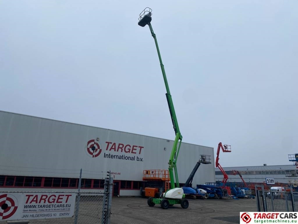 Niftylift HR21D Articulated 4x4 Diesel Boom Lift 2080cm - Izlices pacēlājs: foto 5 Niftylift HR21D Articulated 4x4 Diesel Boom Lift 2080cm - Izlices pacēlājs: foto 5