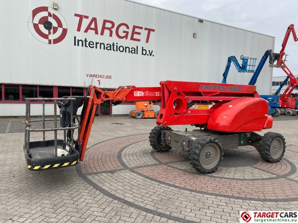 Niftylift HR21D Diesel 4x4 Articulated Boom Work Lift 2080cm - Izlices pacēlājs: foto 1 Niftylift HR21D Diesel 4x4 Articulated Boom Work Lift 2080cm - Izlices pacēlājs: foto 1