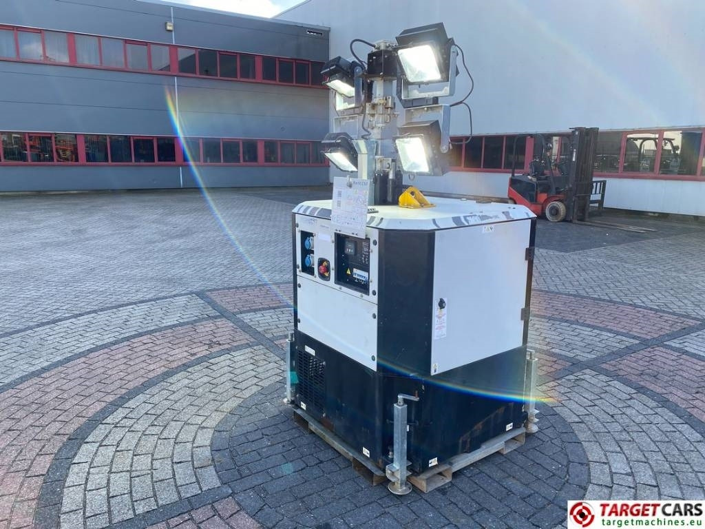 SMC SL80 Tower Light SL80K 4x 300W LED - Apgaismojuma stabs: foto 4 SMC SL80 Tower Light SL80K 4x 300W LED - Apgaismojuma stabs: foto 4