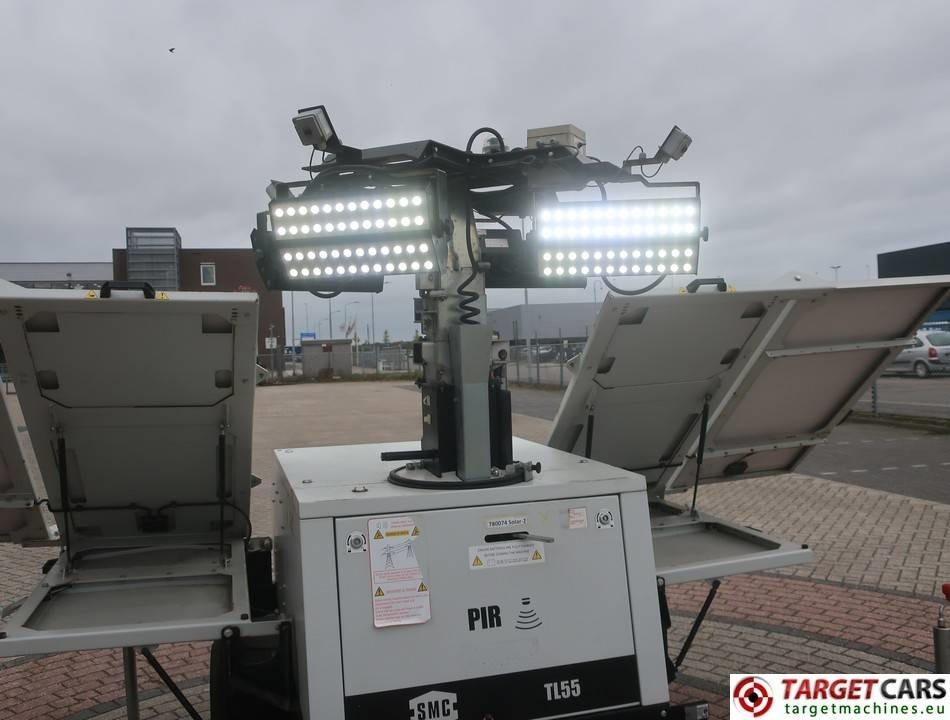 SMC Solar 2 Tower Light Solar Panels 4x55W Led Lights - Apgaismojuma stabs: foto 5 SMC Solar 2 Tower Light Solar Panels 4x55W Led Lights - Apgaismojuma stabs: foto 5