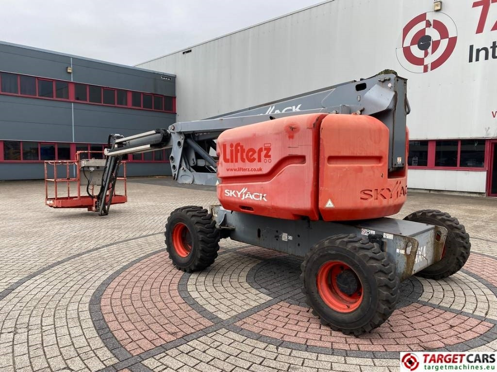 SkyJack SJ63AJ Articulated 4x4 Diesel Boom WorkLIft 2136cm  - Izlices pacēlājs: foto 4 SkyJack SJ63AJ Articulated 4x4 Diesel Boom WorkLIft 2136cm  - Izlices pacēlājs: foto 4