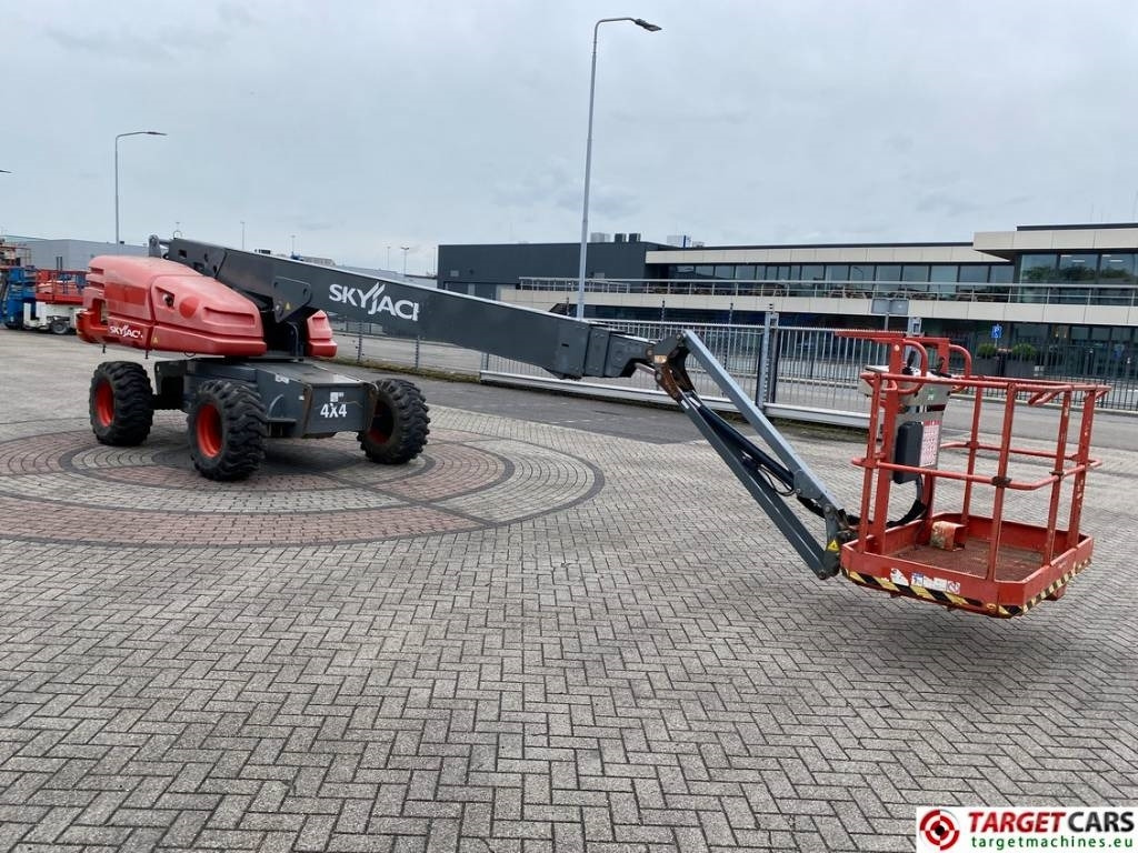 SkyJack SJ66T Telescopic 4x4 Diesel Boom Work Lift 2212cm - Teleskopiskais pacēlājs: foto 2 SkyJack SJ66T Telescopic 4x4 Diesel Boom Work Lift 2212cm - Teleskopiskais pacēlājs: foto 2