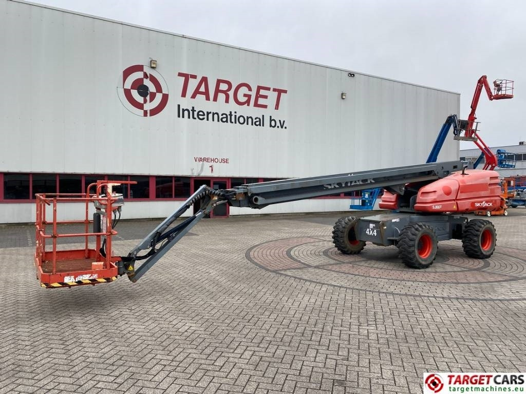 SkyJack SJ66T Telescopic 4x4 Diesel Boom Work Lift 2212cm - Teleskopiskais pacēlājs: foto 1 SkyJack SJ66T Telescopic 4x4 Diesel Boom Work Lift 2212cm - Teleskopiskais pacēlājs: foto 1