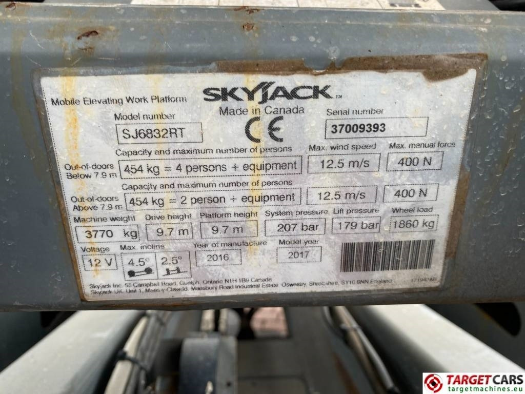 Šķērveida pacēlājs SkyJack SJ6832RT Diesel 4x4 Scissor 6832 Work Lift 1180cm: foto 10