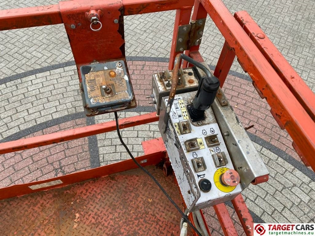 Šķērveida pacēlājs SkyJack SJ6832RT Diesel 4x4 Scissor 6832 Work Lift 1180cm: foto 9