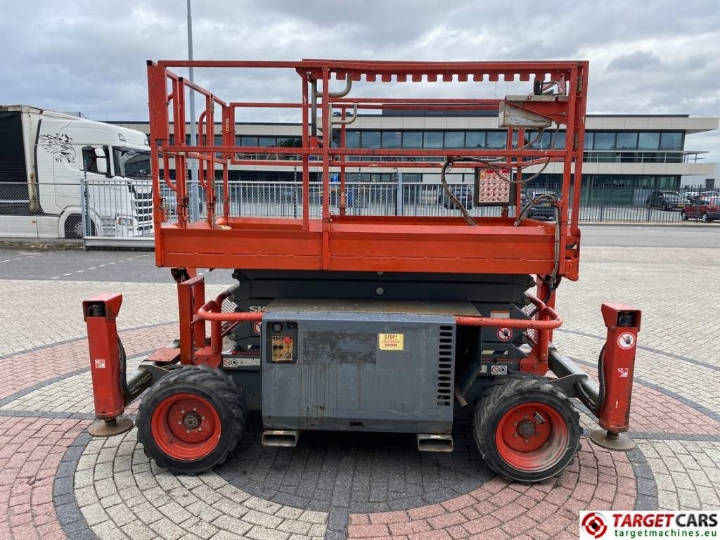 Šķērveida pacēlājs SkyJack SJ6832RT Diesel 4x4 Scissor 6832 Work Lift 1180cm: foto 29