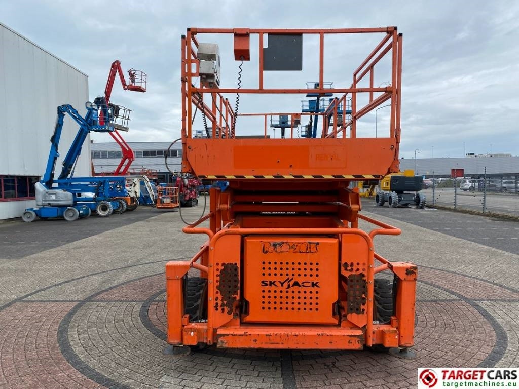 Šķērveida pacēlājs SkyJack SJ9250 RT Diesel 4x4 Scissor Work Lift 1720cm: foto 44