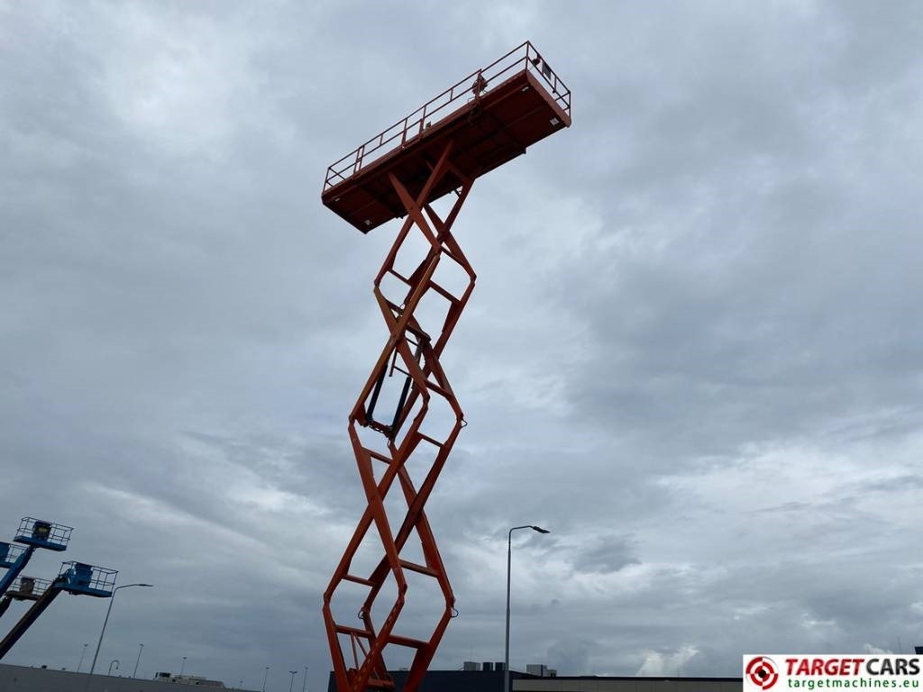 Šķērveida pacēlājs SkyJack SJ9250 RT Diesel 4x4 Scissor Work Lift 1720cm: foto 37