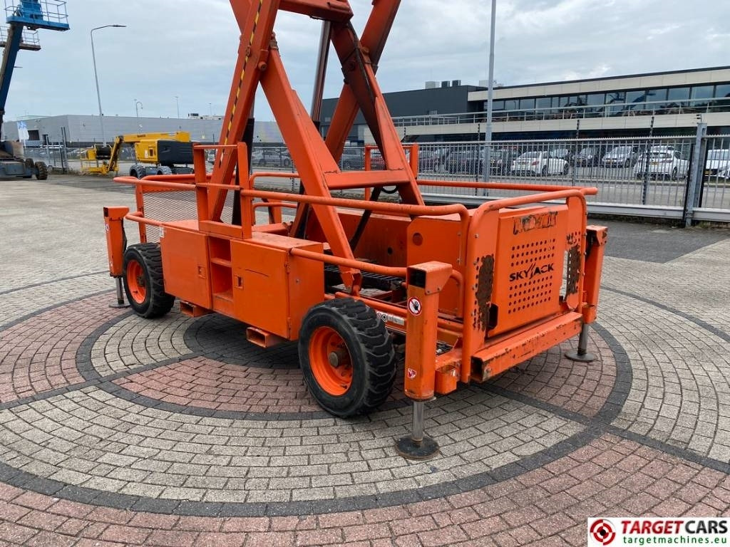 Šķērveida pacēlājs SkyJack SJ9250 RT Diesel 4x4 Scissor Work Lift 1720cm: foto 30