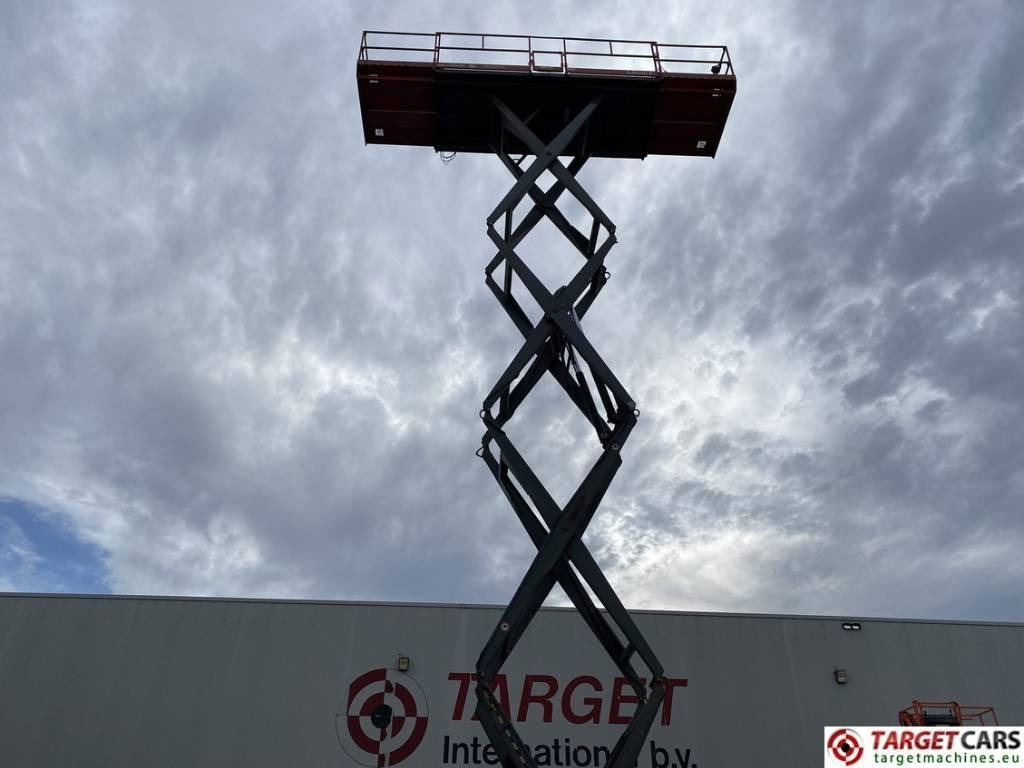 Šķērveida pacēlājs SkyJack SJ9250 RT Diesel 4x4 Scissor Work Lift 1720cm: foto 37 Šķērveida pacēlājs SkyJack SJ9250 RT Diesel 4x4 Scissor Work Lift 1720cm: foto 37