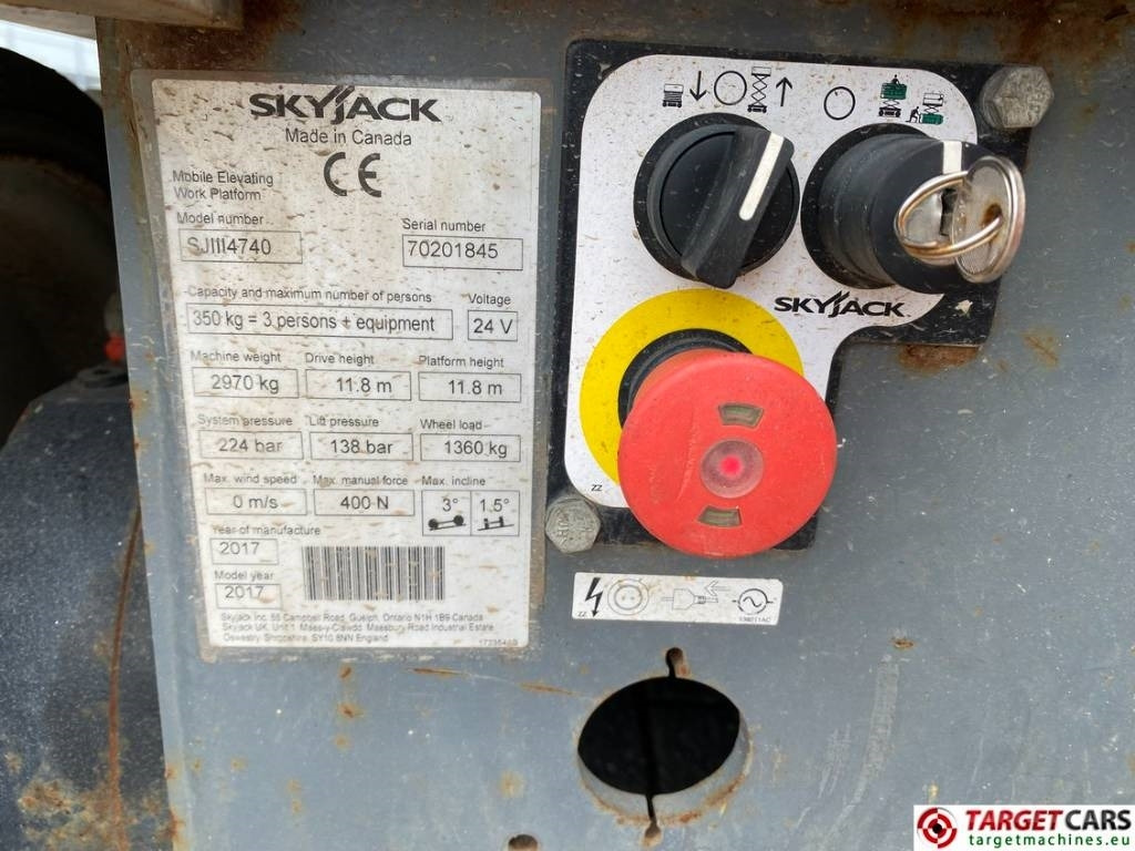 Šķērveida pacēlājs SkyJack SJIII-4740 Electric Scissor Work Lift 1380cm: foto 10 Šķērveida pacēlājs SkyJack SJIII-4740 Electric Scissor Work Lift 1380cm: foto 10