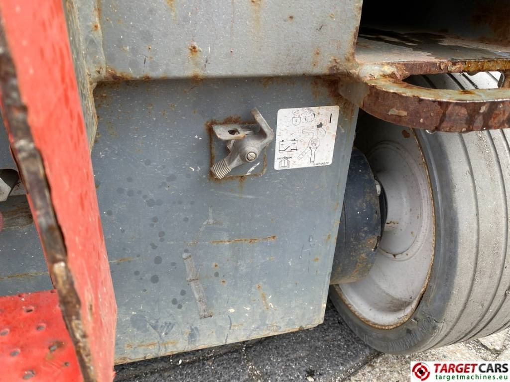 Šķērveida pacēlājs SkyJack SJIII-4740 Electric Scissor Work Lift 1380cm: foto 26 Šķērveida pacēlājs SkyJack SJIII-4740 Electric Scissor Work Lift 1380cm: foto 26