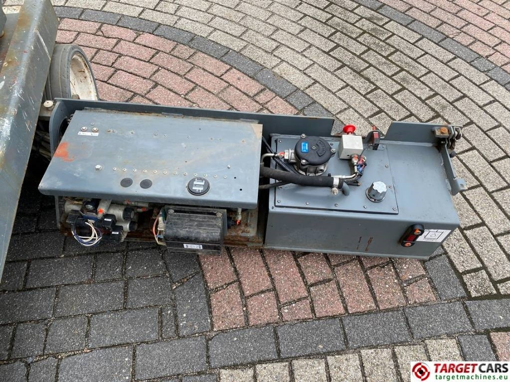 Šķērveida pacēlājs SkyJack SJIII-4740 Electric Scissor Work Lift 1380cm: foto 12 Šķērveida pacēlājs SkyJack SJIII-4740 Electric Scissor Work Lift 1380cm: foto 12