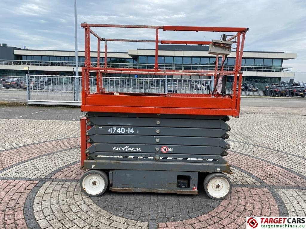 Šķērveida pacēlājs SkyJack SJIII-4740 Electric Scissor Work Lift 1380cm: foto 29