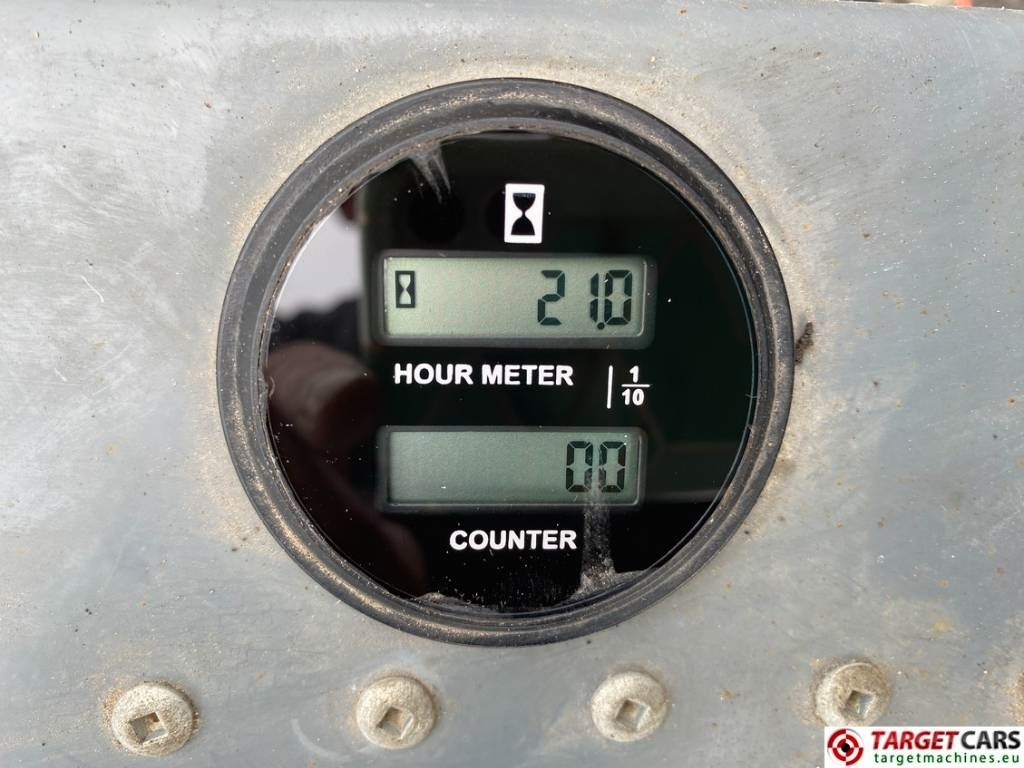 Šķērveida pacēlājs SkyJack SJIII-4740 Electric Scissor Work Lift 1380cm: foto 13 Šķērveida pacēlājs SkyJack SJIII-4740 Electric Scissor Work Lift 1380cm: foto 13