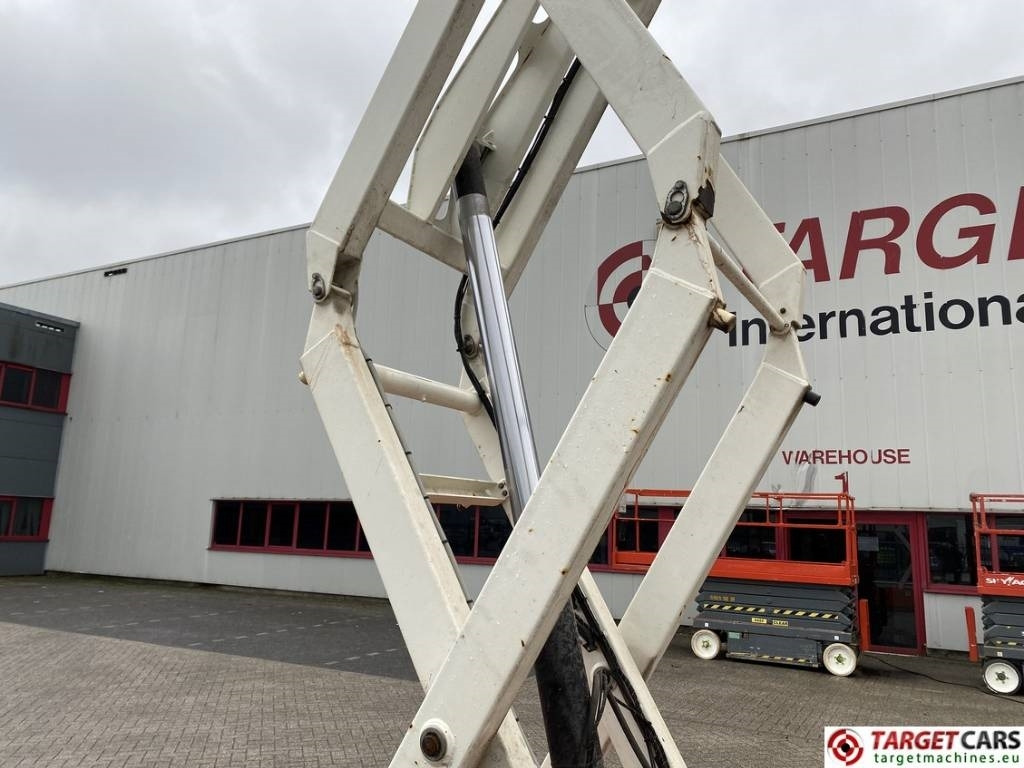 Šķērveida pacēlājs Snorkel S4726E Electric Scissor Work Lift 980cm: foto 19
