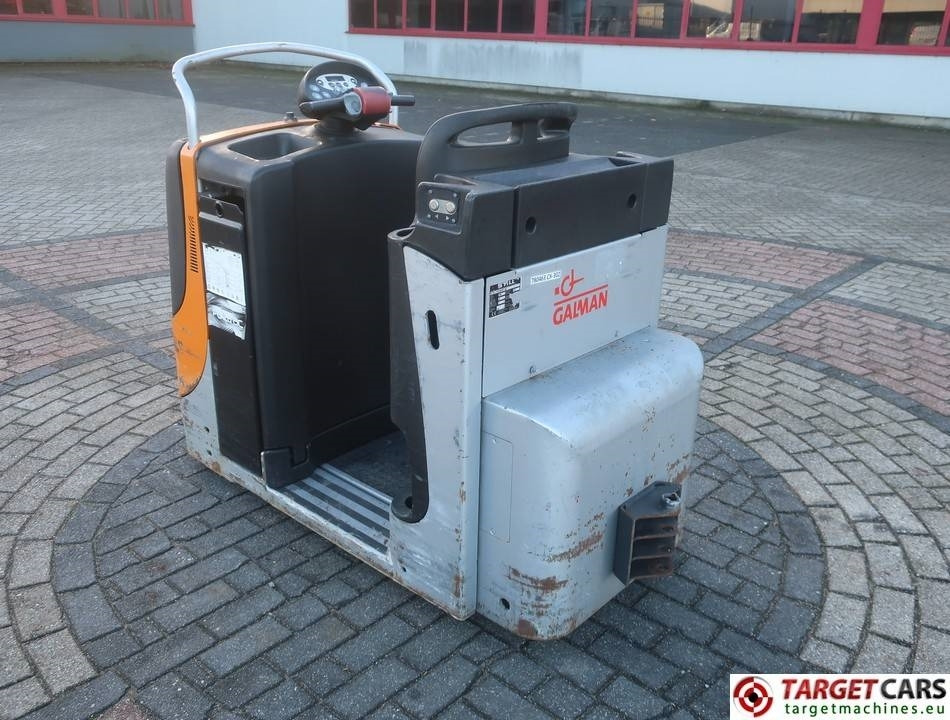 Still CX-30Z Electric Tow Truck Tractor Max 3000KG - Noliktavas vilcējs: foto 5 Still CX-30Z Electric Tow Truck Tractor Max 3000KG - Noliktavas vilcējs: foto 5