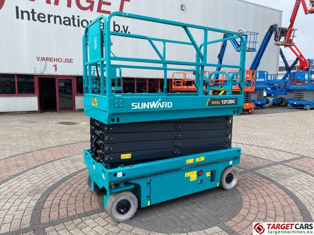Sunward SWSL1212DC Electric Scissor Work Lift 1200cm - Šķērveida pacēlājs: foto 1 Sunward SWSL1212DC Electric Scissor Work Lift 1200cm - Šķērveida pacēlājs: foto 1