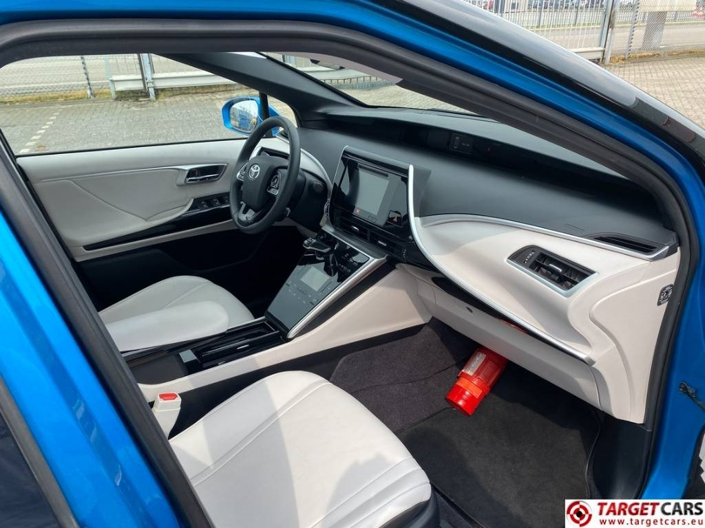Sedans Toyota Mirai FCV HydroGen FuelCell: foto 13