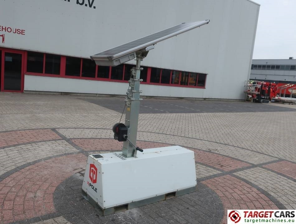 Trime X-Pole 2x25W Led Solar Tower Light - Apgaismojuma stabs: foto 1 Trime X-Pole 2x25W Led Solar Tower Light - Apgaismojuma stabs: foto 1