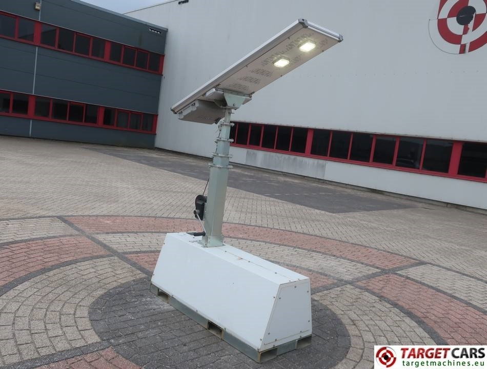 Trime X-Pole 2x25W Led Solar Tower Light - Apgaismojuma stabs: foto 4 Trime X-Pole 2x25W Led Solar Tower Light - Apgaismojuma stabs: foto 4