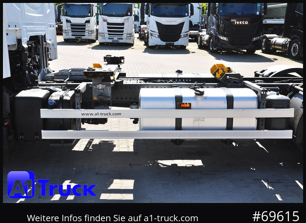 DAF XF530 FAN Multi 2x AHK Lenkachse, - Konteineru vedējs/ Kravas automašīna ar noņemamā virsbūve: foto 2 DAF XF530 FAN Multi 2x AHK Lenkachse, - Konteineru vedējs/ Kravas automašīna ar noņemamā virsbūve: foto 2