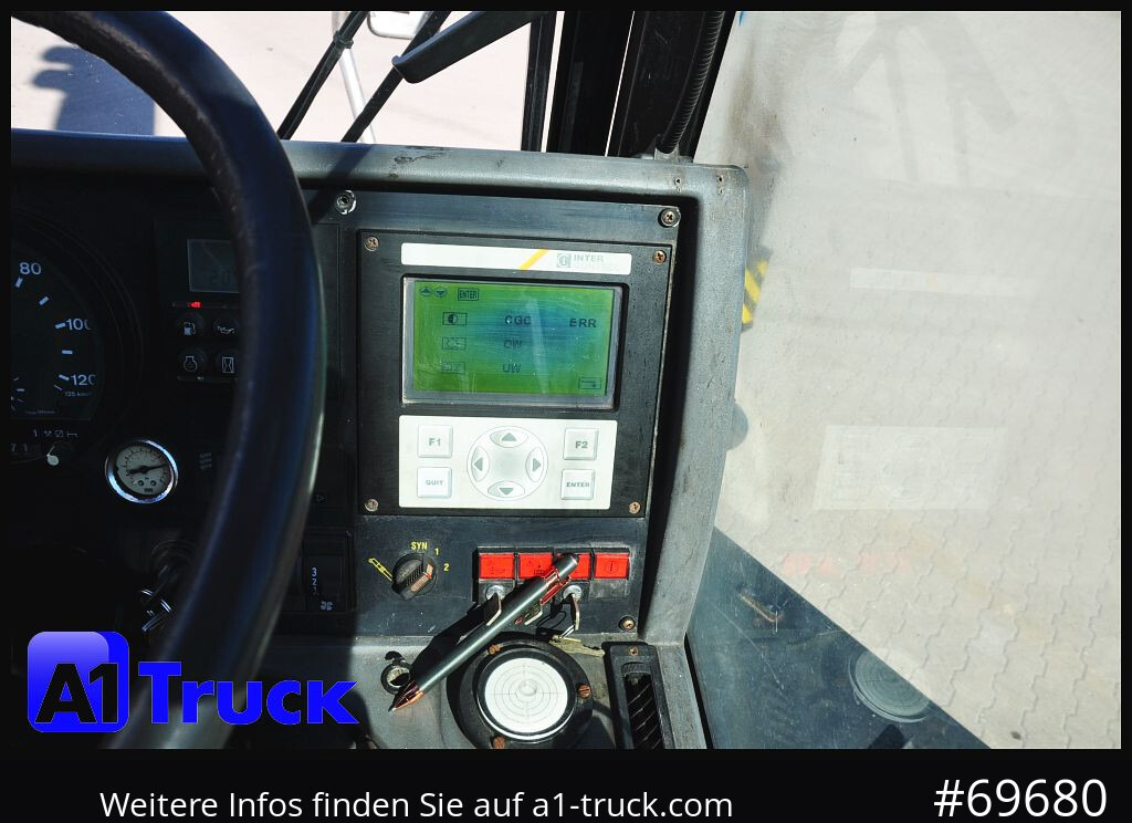 DEMAG AC 40-1 City, Mobilkran, Klappspitze, - Autoceltnis: foto 3 DEMAG AC 40-1 City, Mobilkran, Klappspitze, - Autoceltnis: foto 3